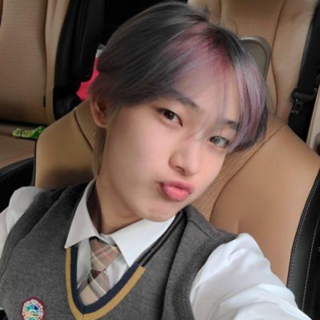 

PACKING BARANG BERAT [ KHUSUS ALBUM ] 1KG