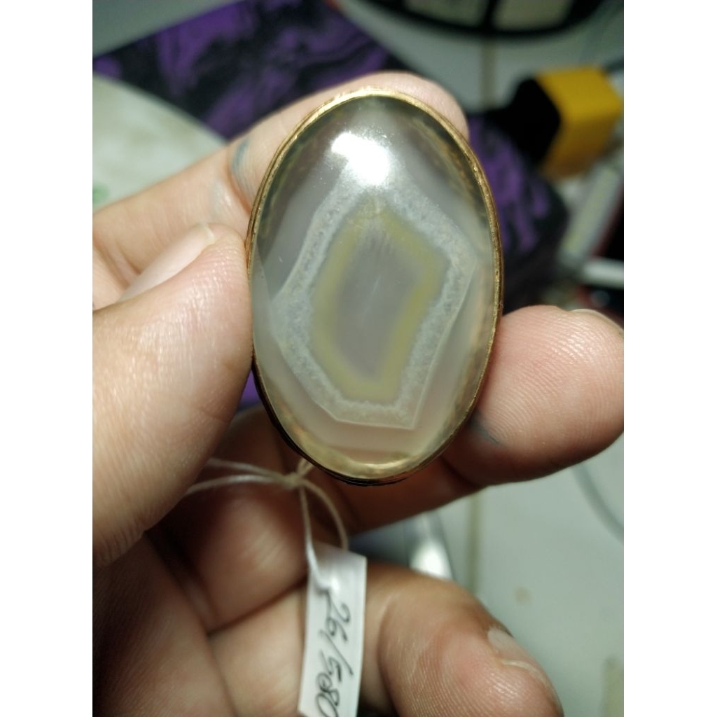 Batu Gambar Kantong Semar Yakut Unik Kode 26/580