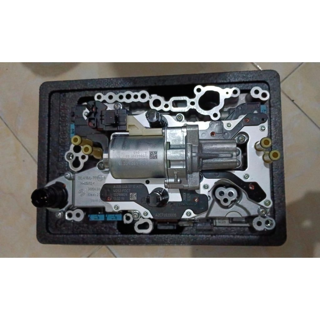 Body Valve Mercedes Benz Electro TRS Control Unit A 0054463710 Mercedes Benz W117 W246