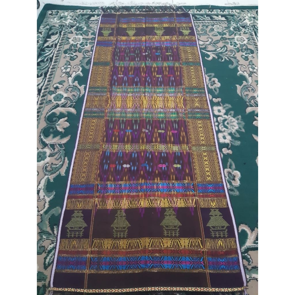 Uis Nipes Karo Rumah Adat Kopi Gosong