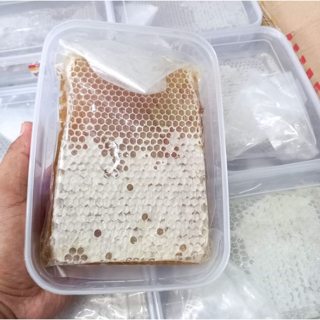 

Madu Sarang - HONEYCOMB - Sarang Madu 500gr