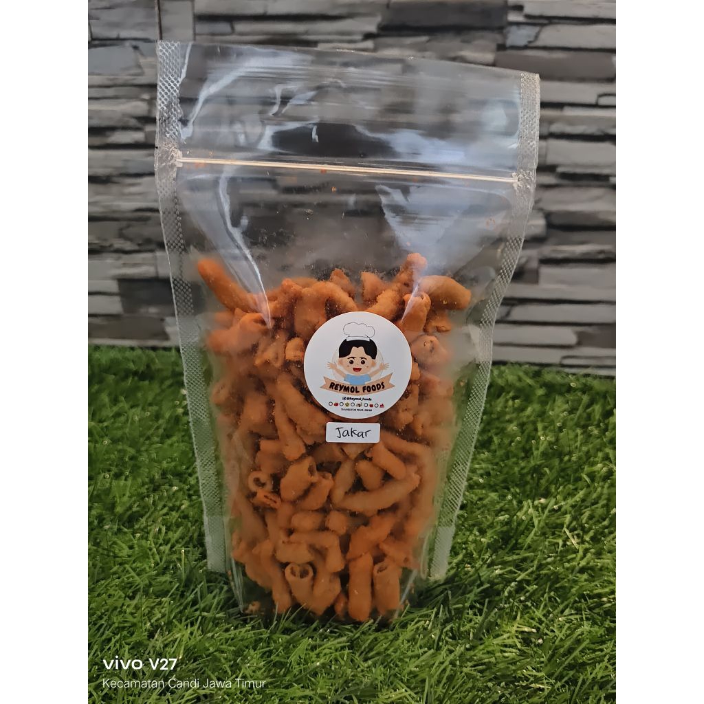 

Kripik Usus dengan varian Jagung Bakar