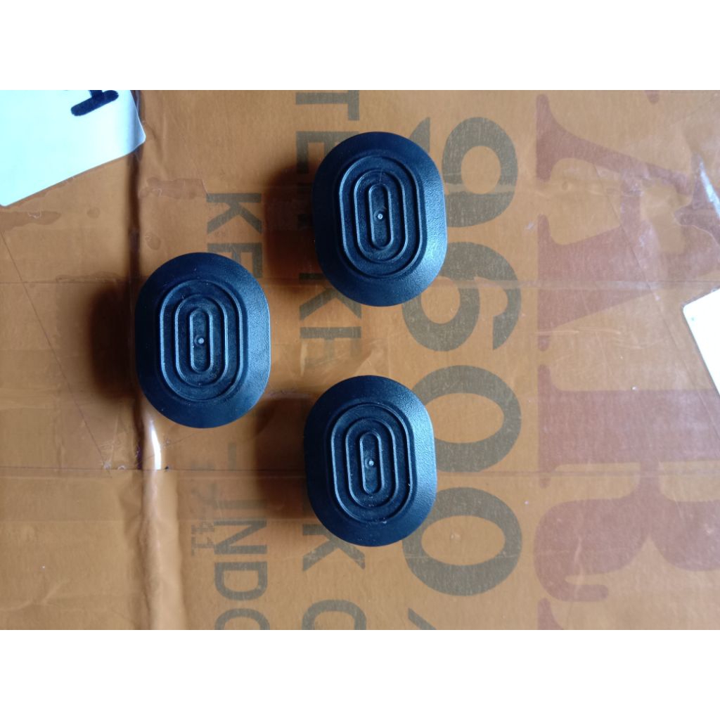 klip kancing side skirt tayota Agya Ayla original