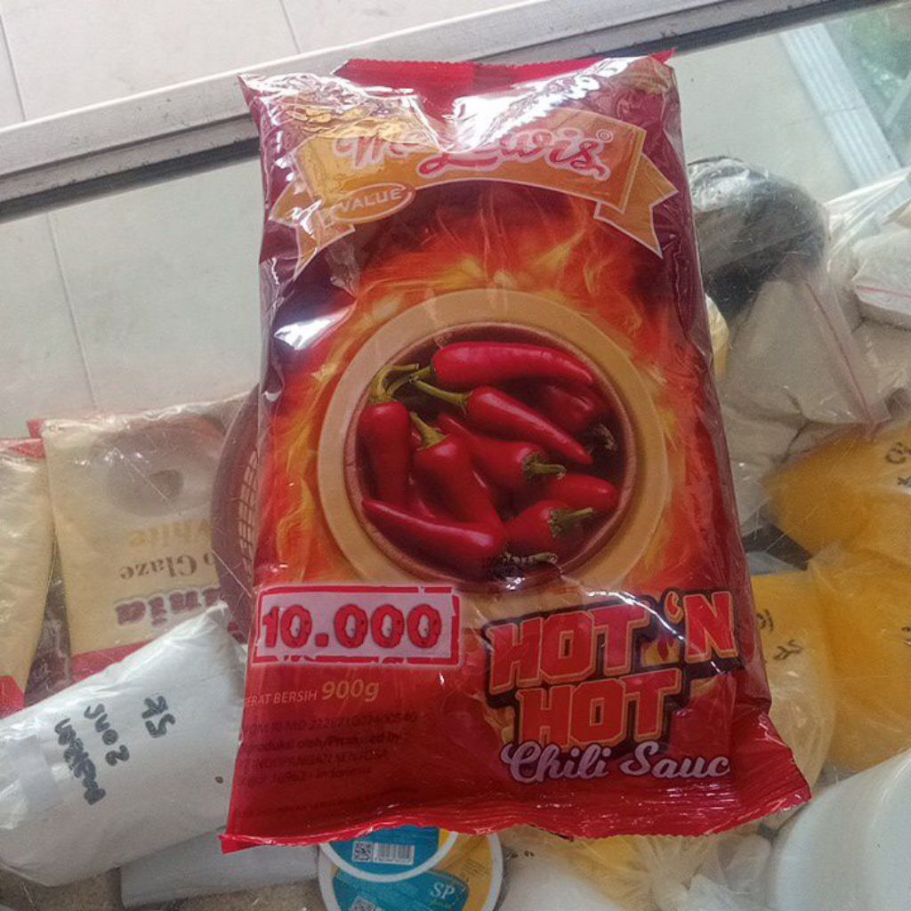 

Mc. Lewis Hot n Hot Chili Sauce 900 gr