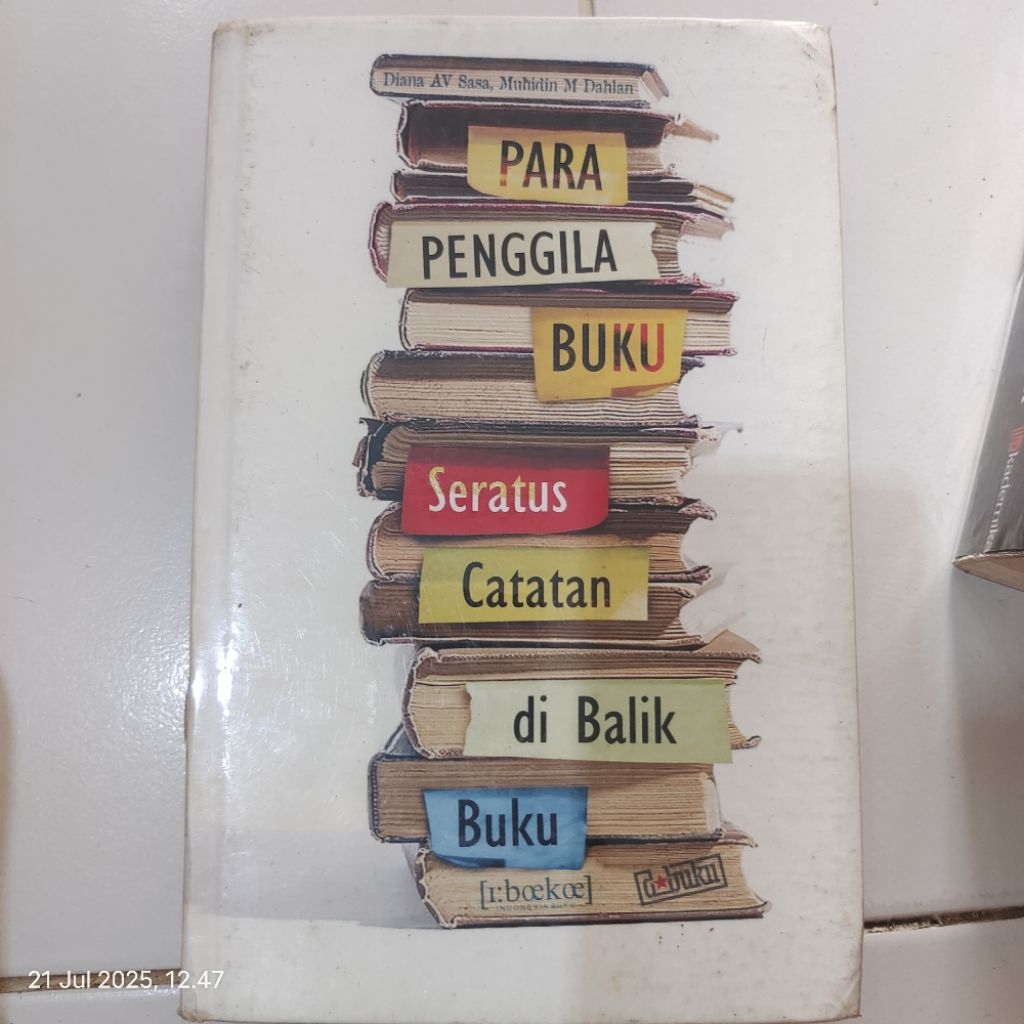 BUKU PARA PENGGILA BUKU SERATUS CATATAN DI BALIK ORIGINAL