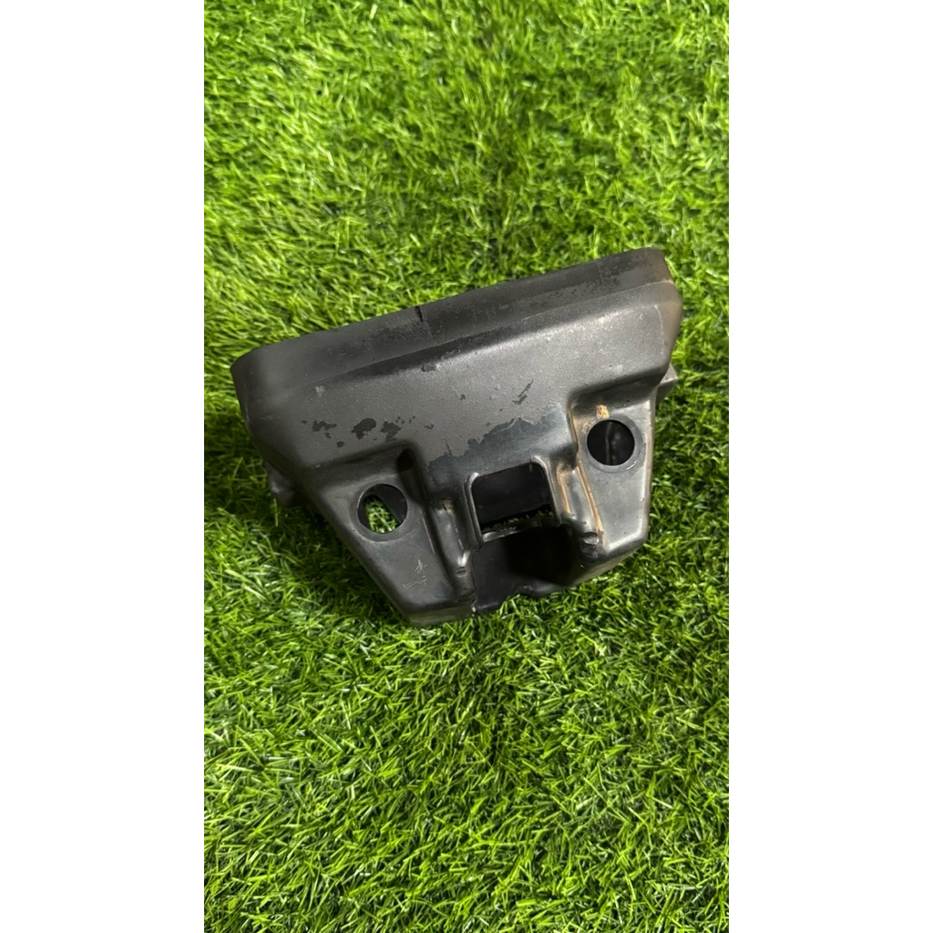 Cover batok belakang lampu depan gl max neotech original copotan