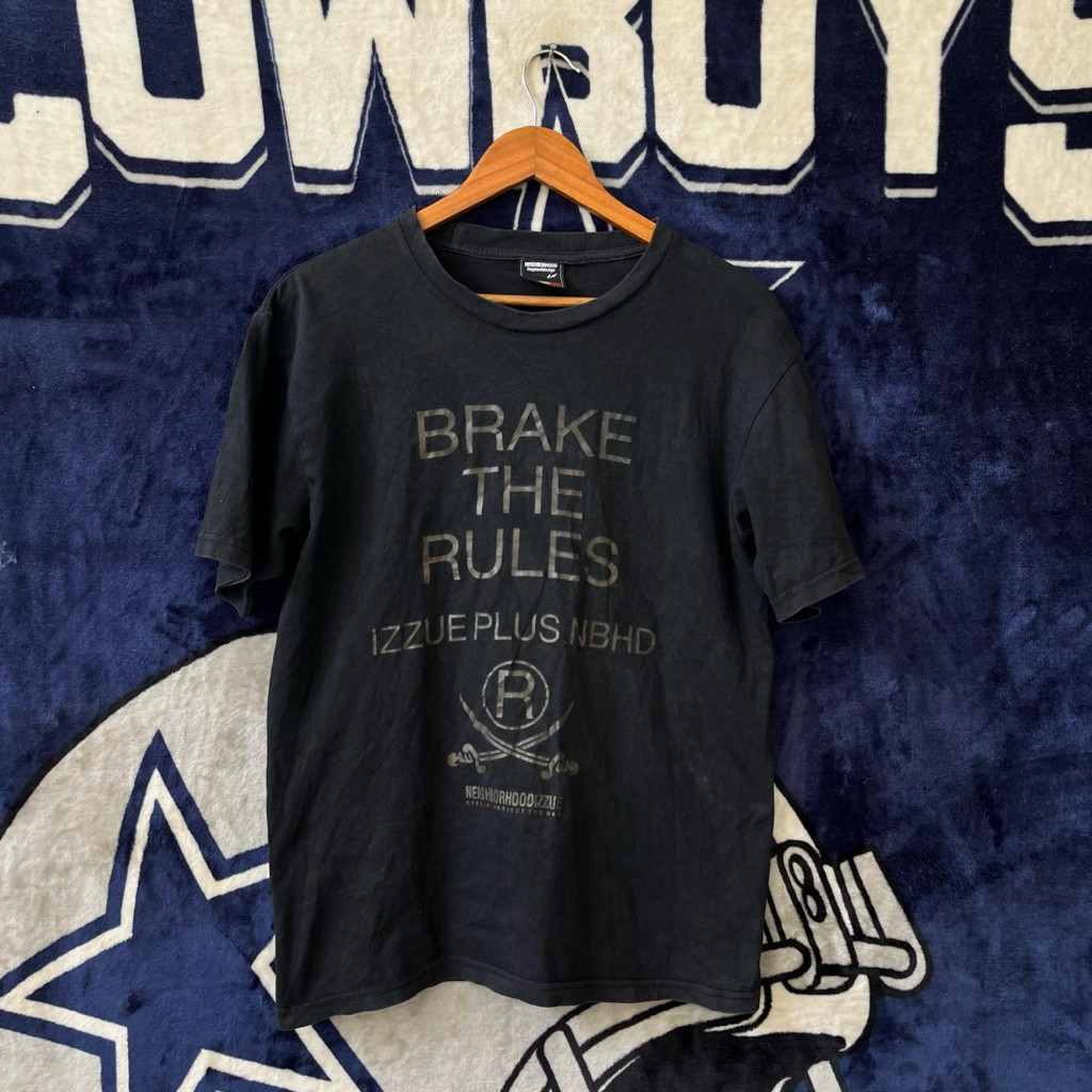 Kaos Neighborhood Izzue