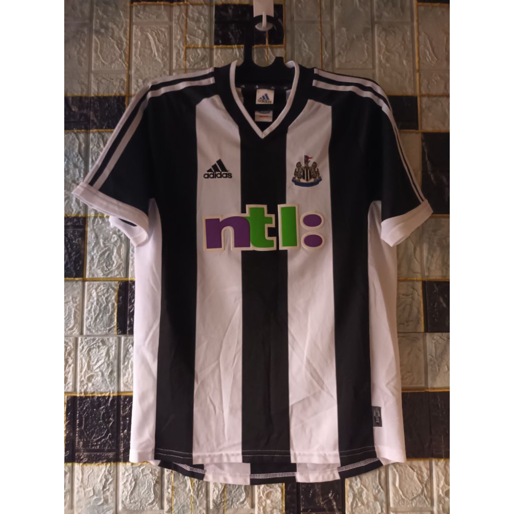 Newcastle United 2001-03 Home (S) Original