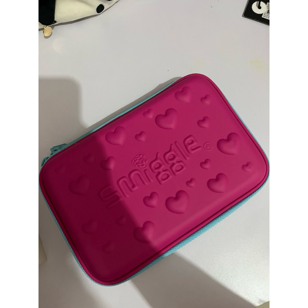 

Original Smiggle Heart Top in PinkBlue Pencil Case