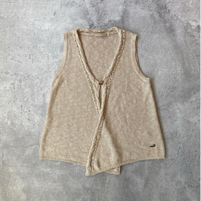 Crocodile Knit Vest cardigan