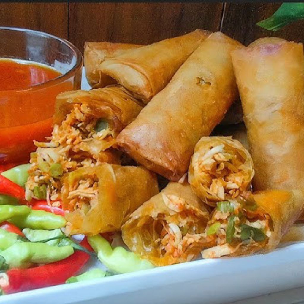 

Lumpia ayam suwir saos bangkok (FROZEN ISI 4) KHUSUS GOJEK DAN GRAB ONLY