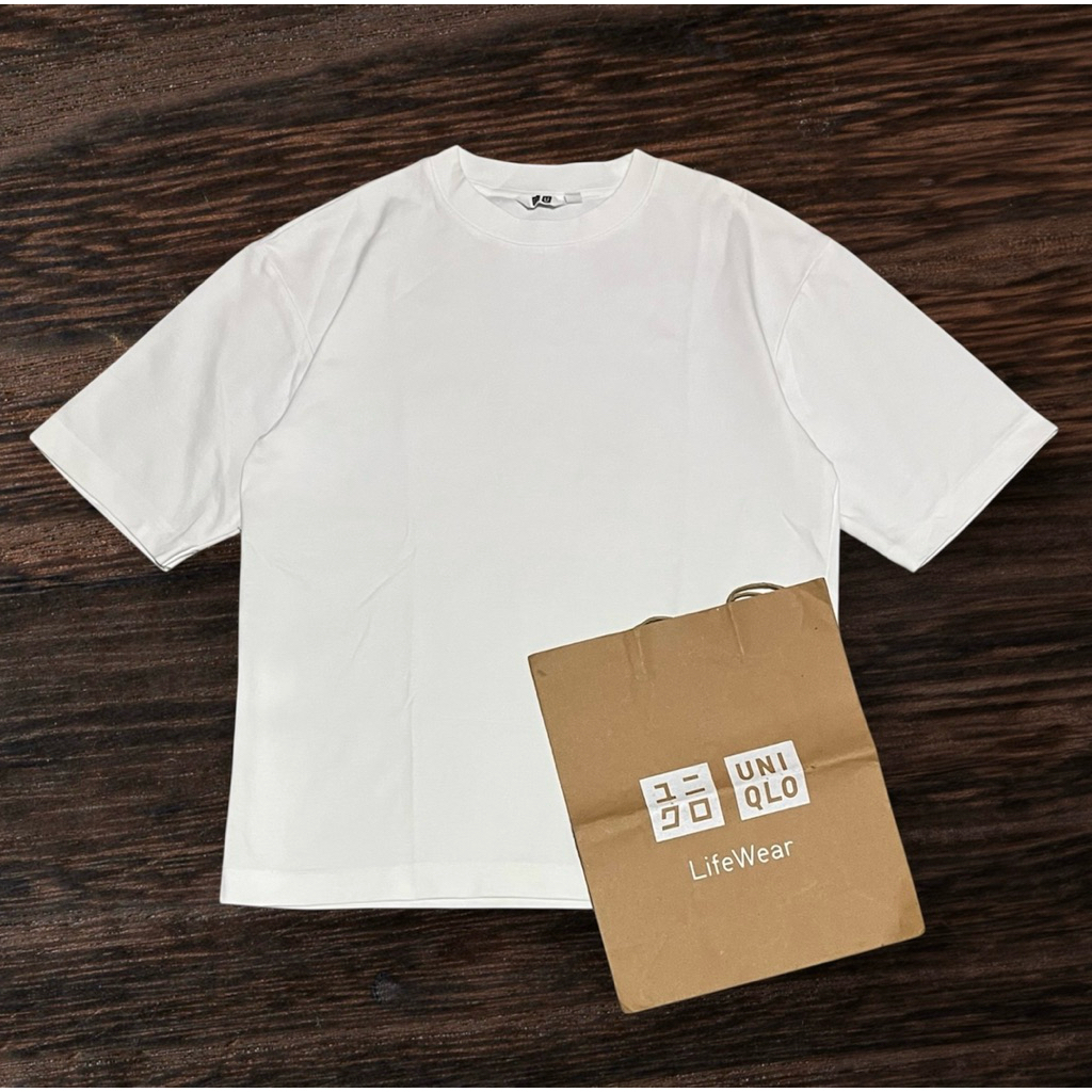 Uniqlo AIRism Oversize White (L)