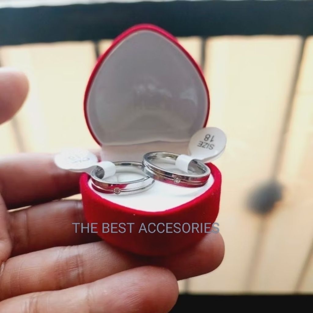Cincin Terlaris Cincin Couple Pasangan Kawin Sudah Free Kotak / Cincin Perak Titanium Mata Satu Gari