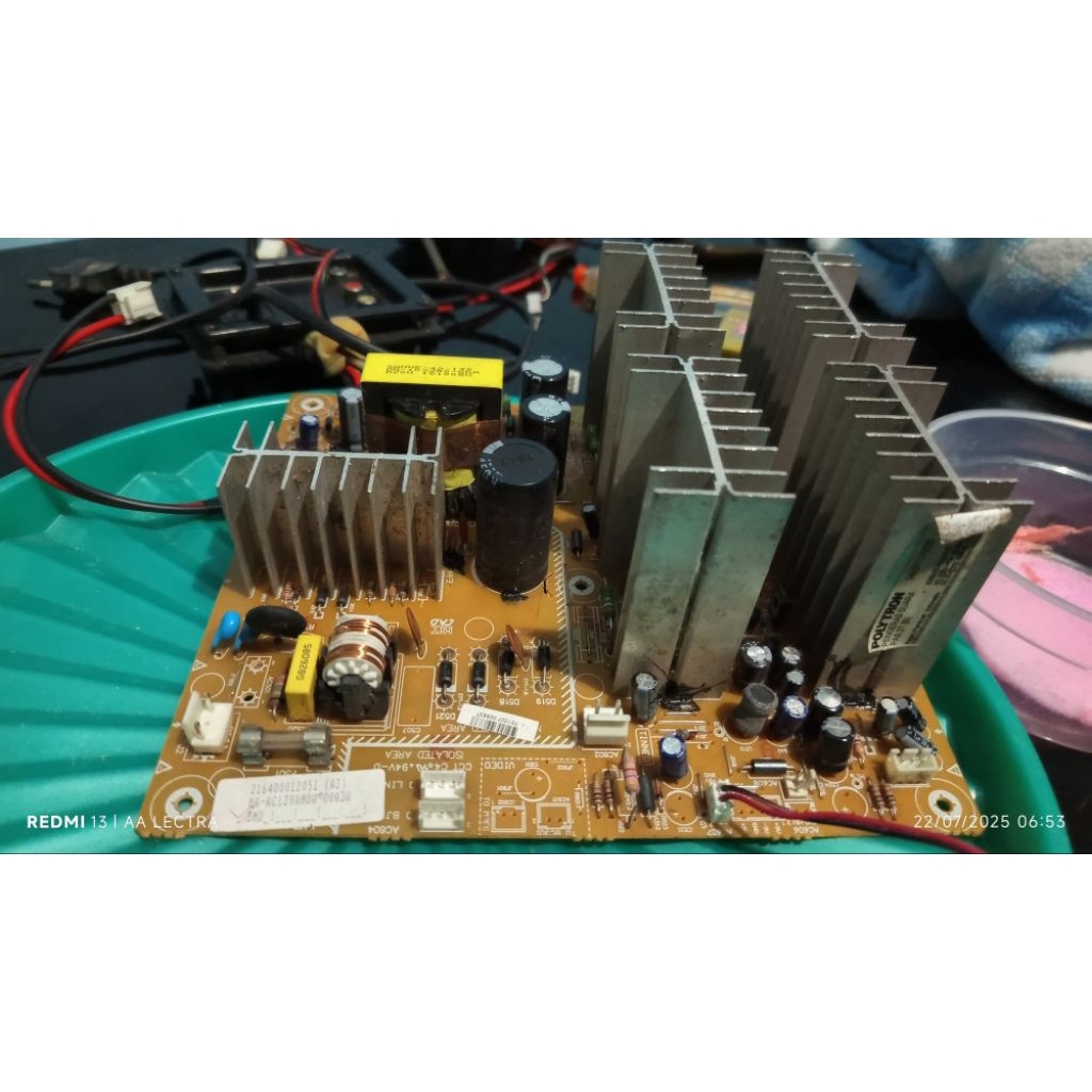 Mesin  speaker aktif Polytron Pas 27