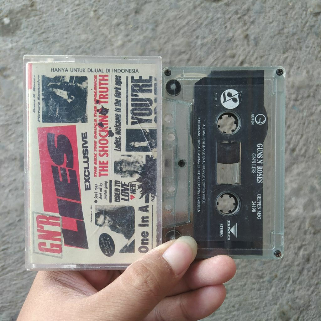 Kaset Pita Guns N' Roses - Lies