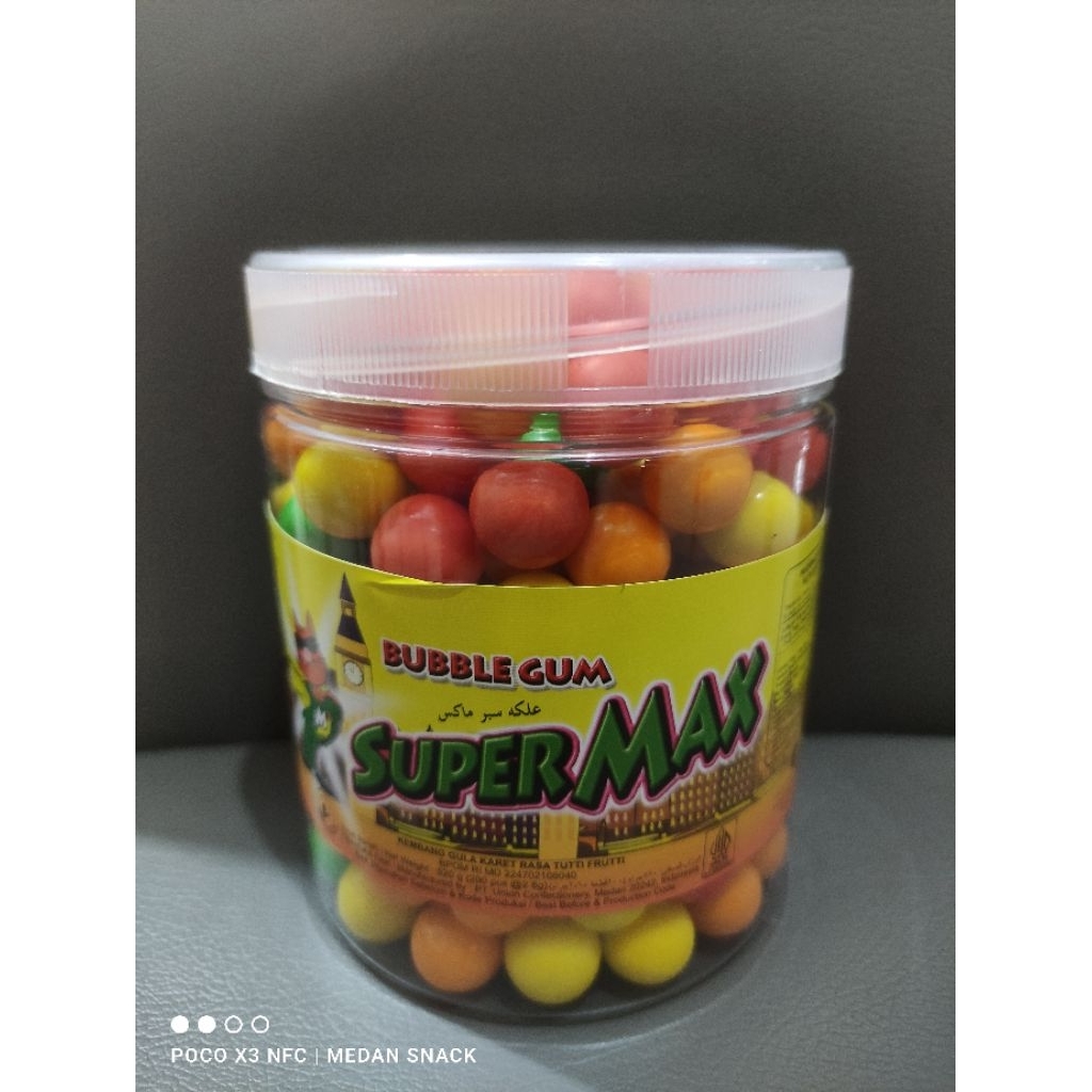 

Permen Karet Super Max (toples)