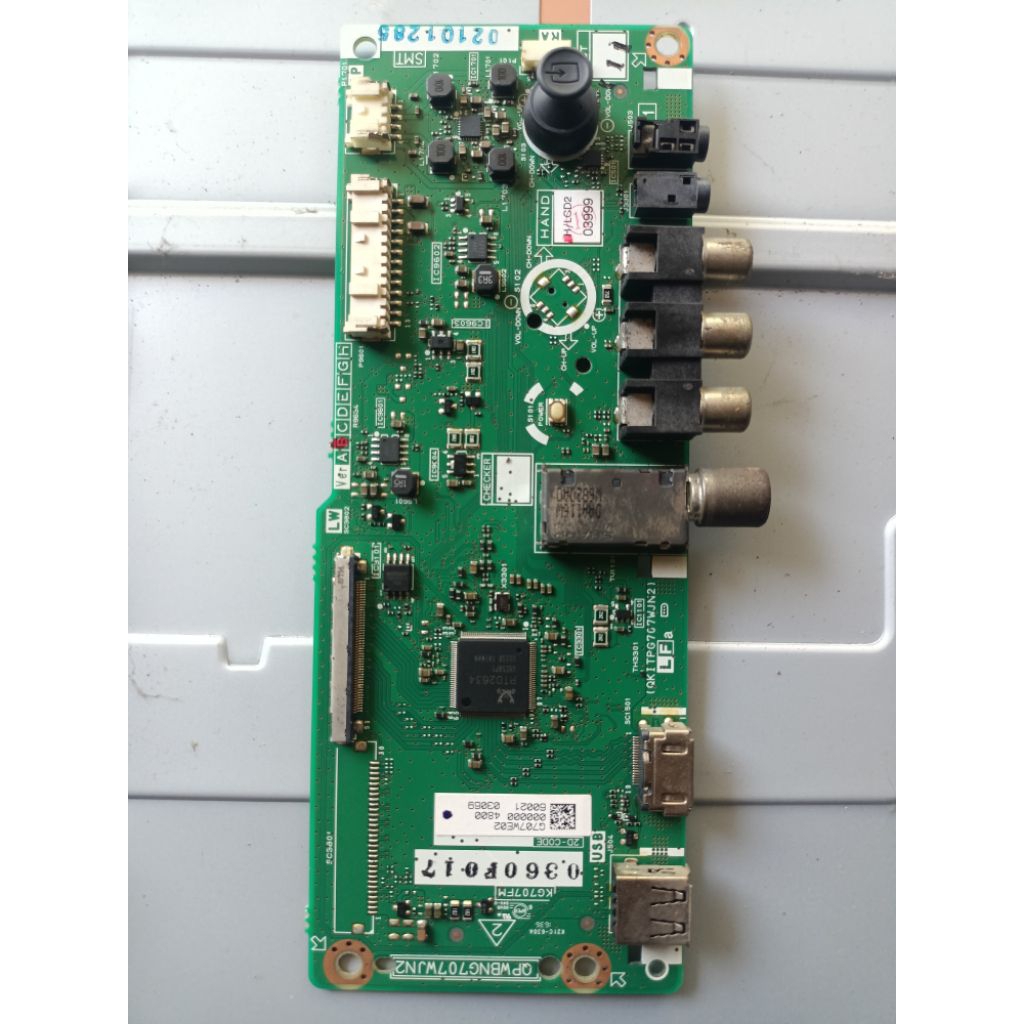 MESIN TV MB SHARP LC40LE185I