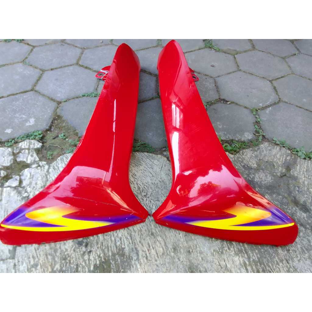 Sepasang cover body sayap kepangan luar honda supra 100 supra x 100 supra fit lama original