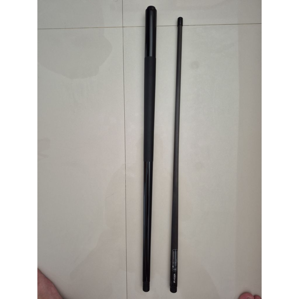 Venom Lucid Carbon LCB Black Cue Uniloc Low Deflection Stick Billiard
