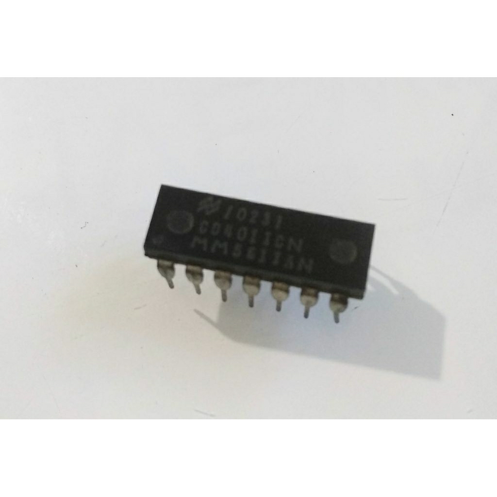 ic CD4011