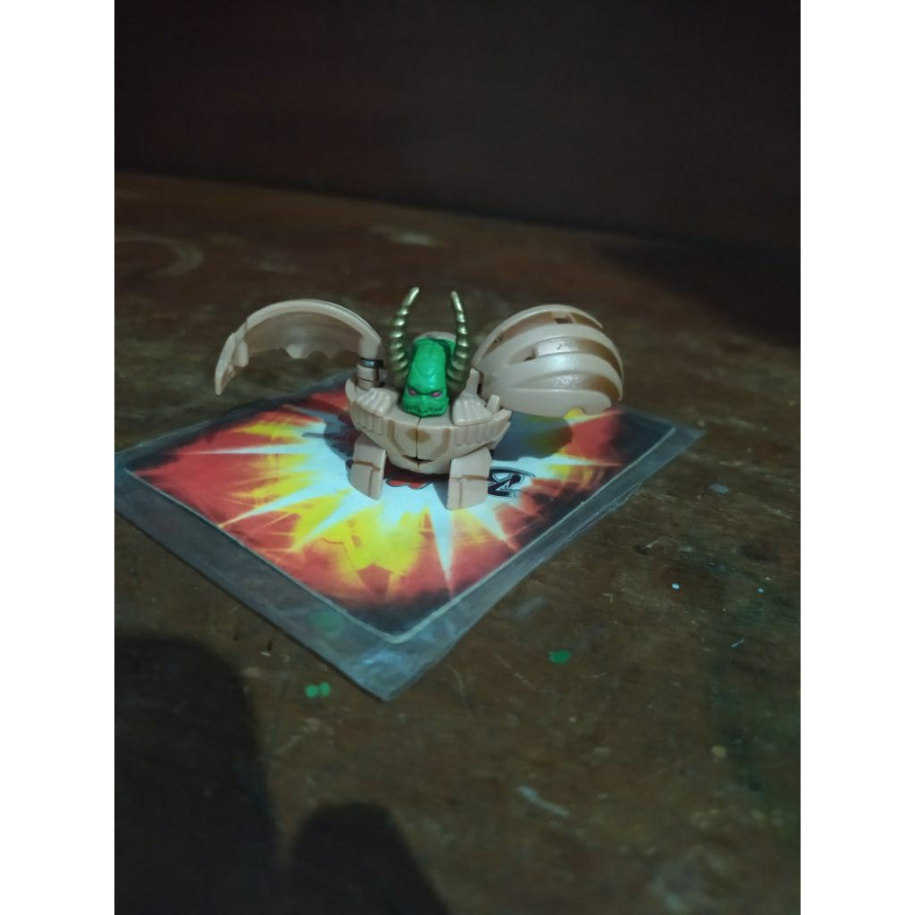 bakugan gargonoid ukuran b2