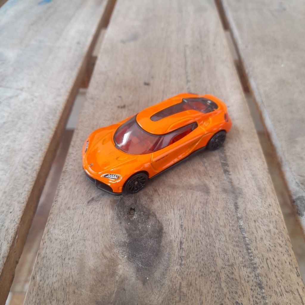 Hotwheels Koenigsegg Gemera Loose