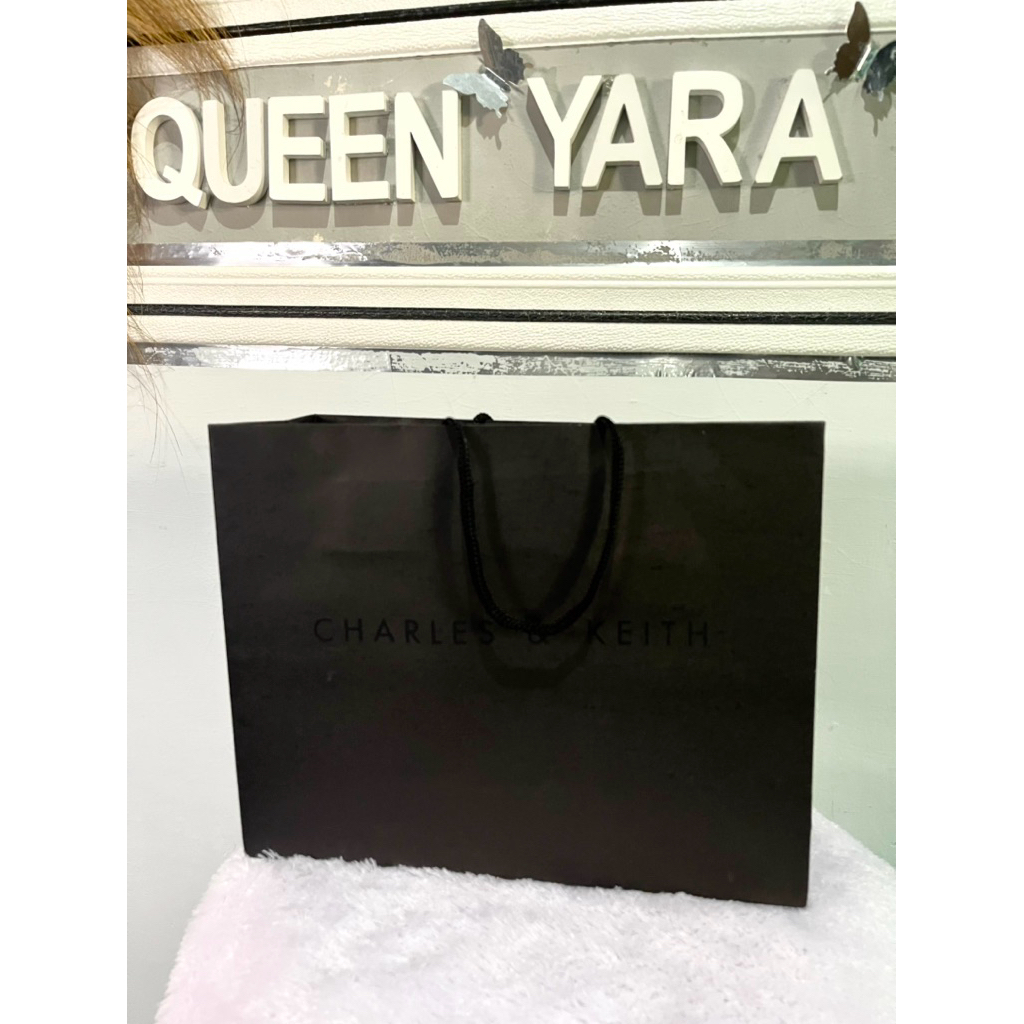 

PAPERBAG CH4RL3S & K31TH untuk tas kado