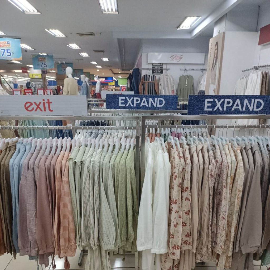 EXIT & EXPAND BUSANA WANITA