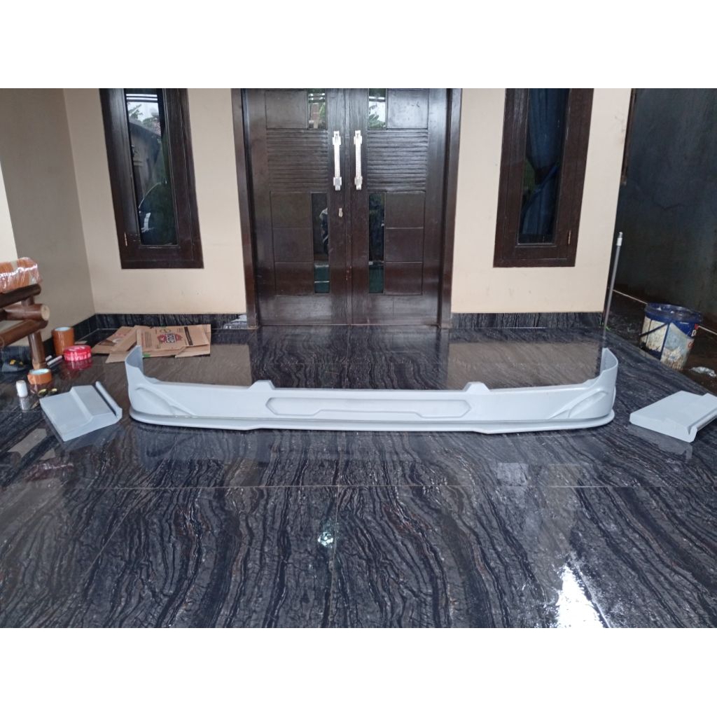 Spoiler/tambahan bemper truk canter