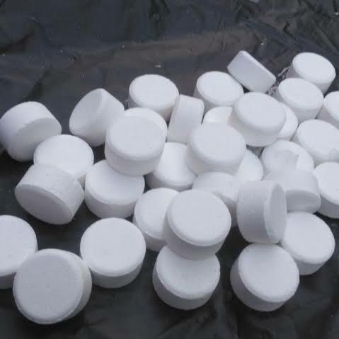 Tablet Clorine untuk penghilang bau septictank 10 butir