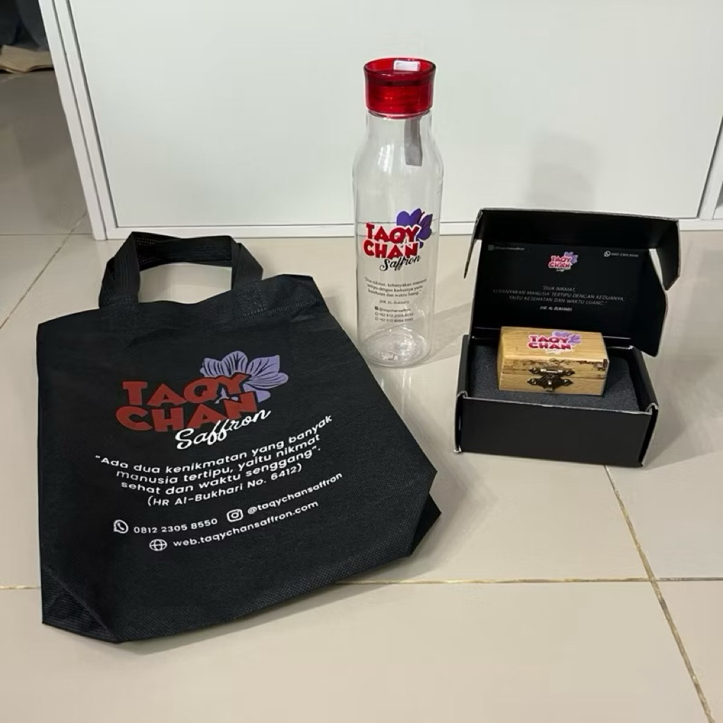 Bundling Taqy Chan Tumbler Colada 500ml + Tempat Saffron + Tote Bag / Botol Minum Plastik Transparan