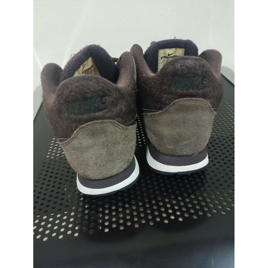 sepatu Nike MD Runner 2mid