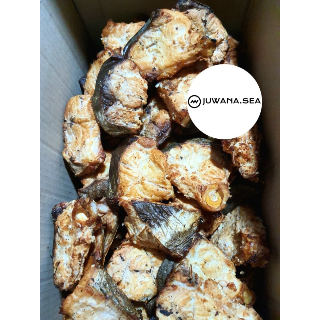 

IKAN MANYUNG ASAP UNGGULAN KHAS JUWANA -+1KG PACKING VACUM