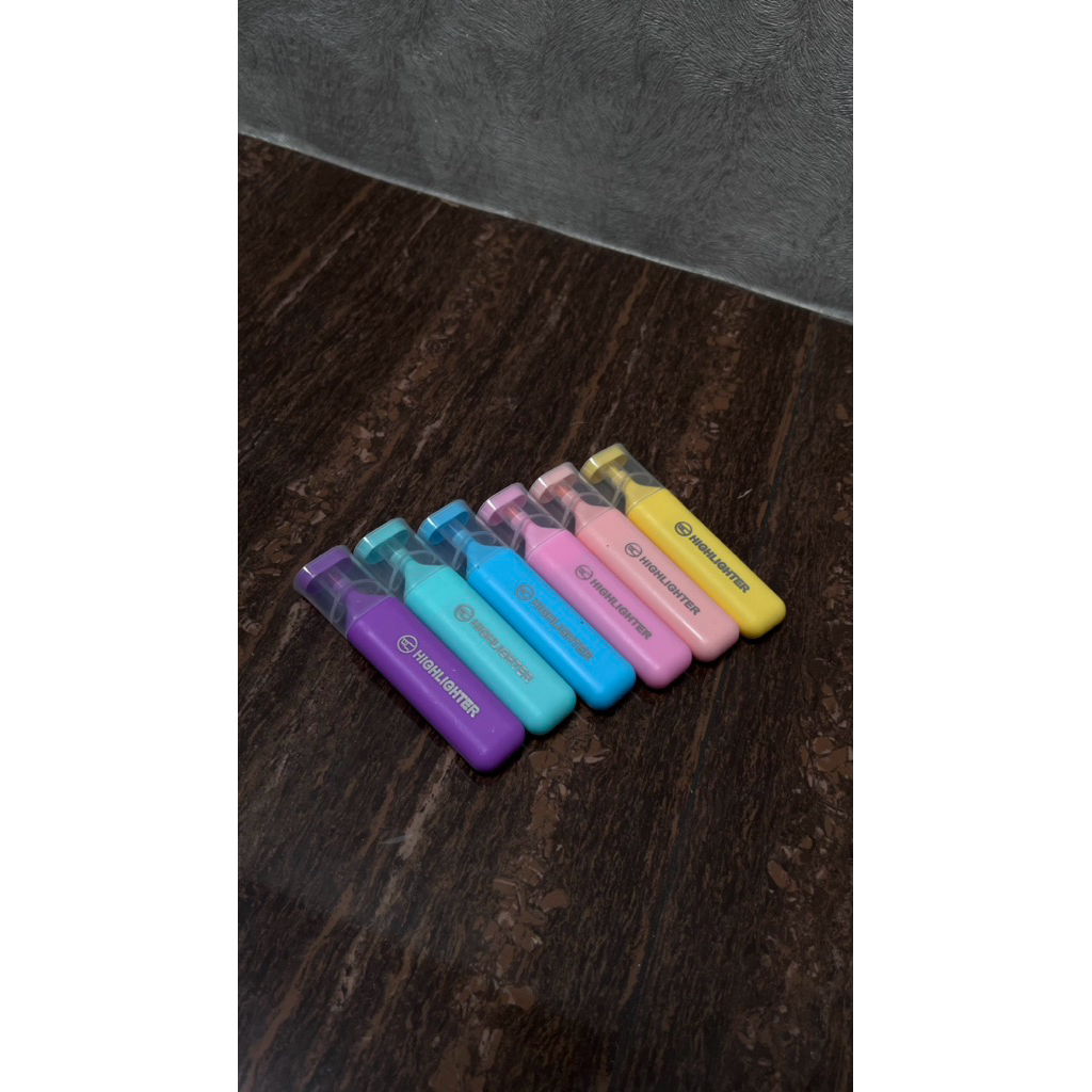 

Stabilo Highlighter Besar Penanda Tulisan MIX COLOUR WARNA PINK HIJAU ORANGE BIRU UNGU KUALITAS BAGUS