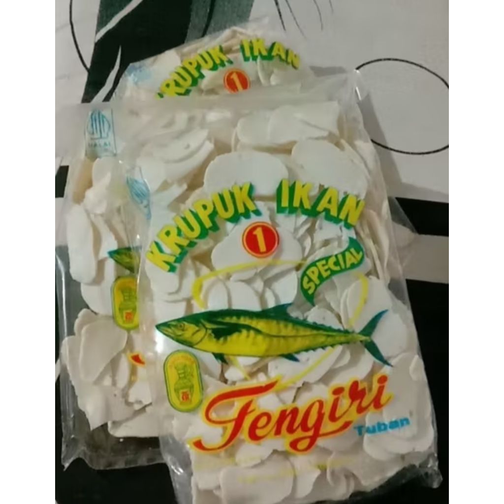 

KRUPUK IKAN TENGIRI SPESIALIS ASLI TUBAN (GUCI TOAK) 250gram