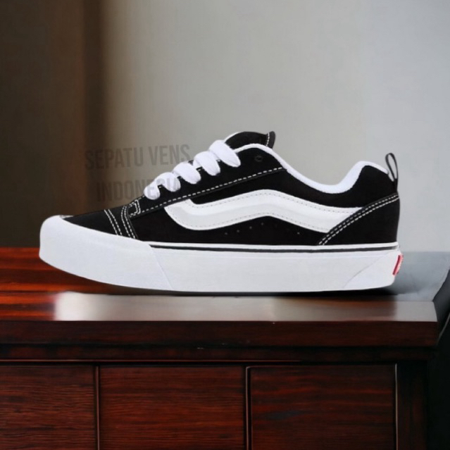 Sepatu Casual Sneakers Ka-en-U Sepatu Gendut Pria wanita