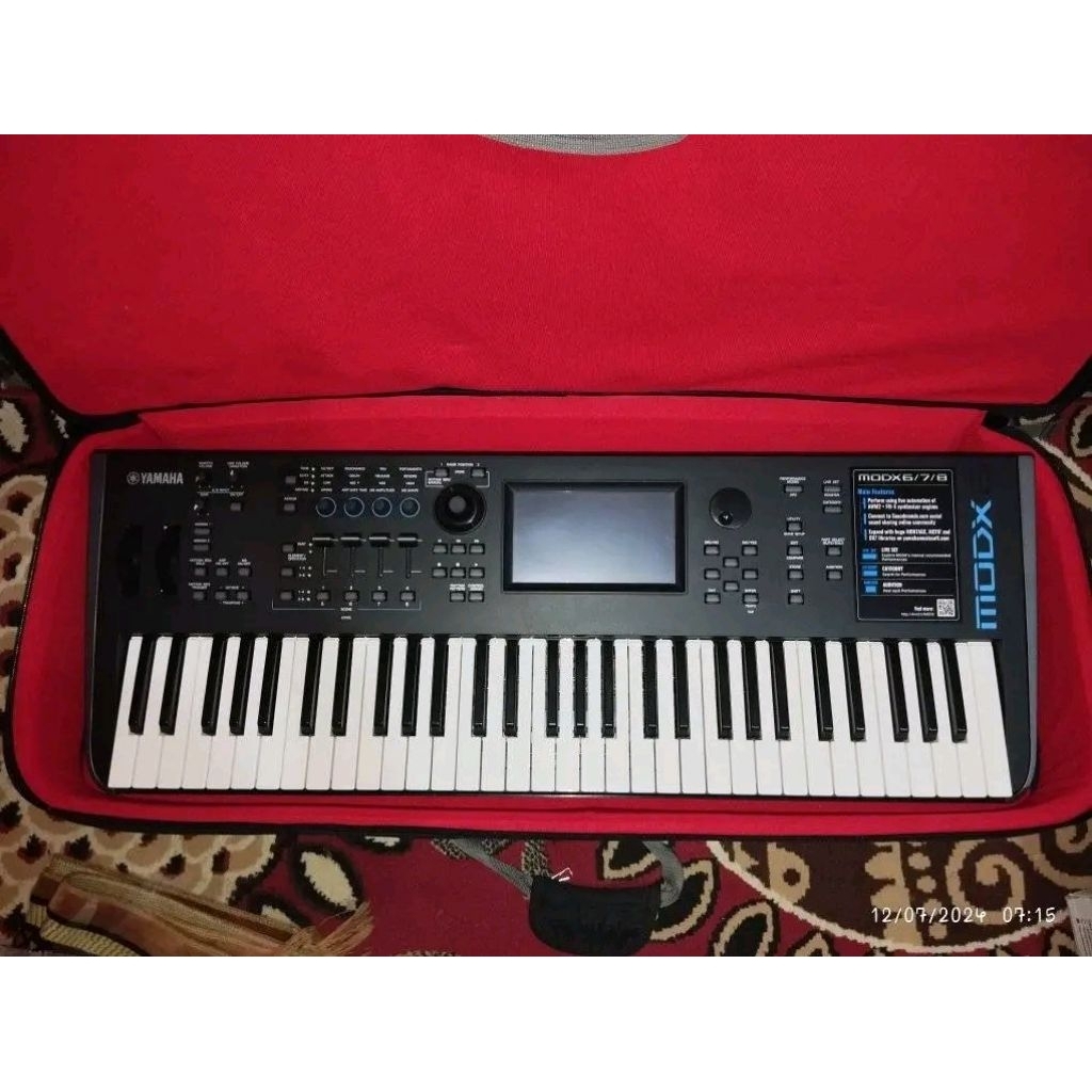 Synthesizer Yamaha Modx6