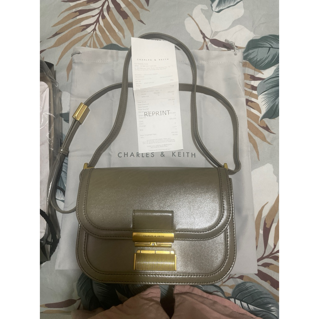 charles n keith original