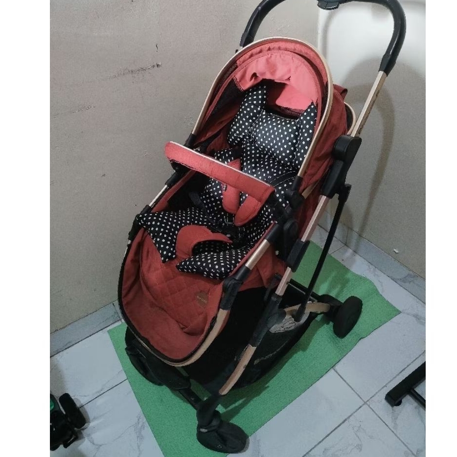 Stroller BabyDoes Pronto R Merah New Chasis Gold