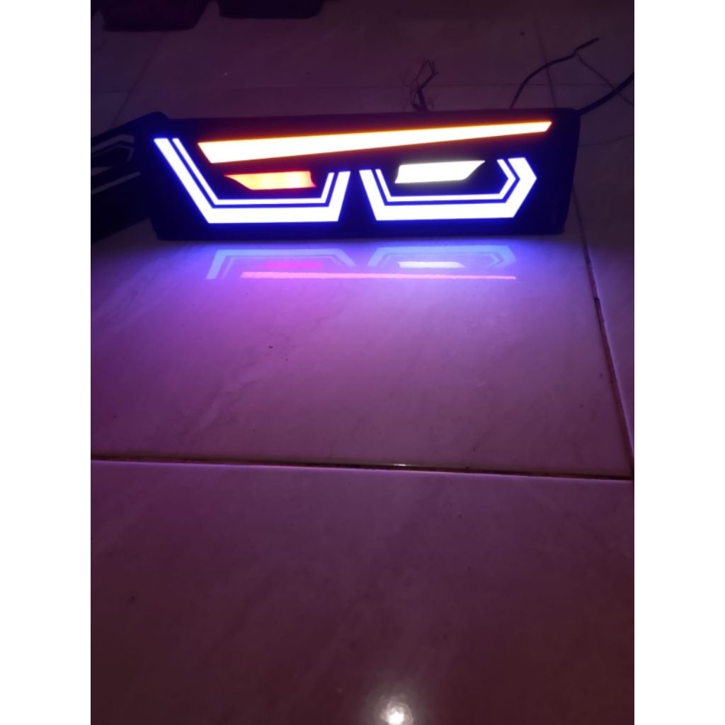 variasi lampu belakang mobil send pickup Futura.l300.AVv.grendmax.ss