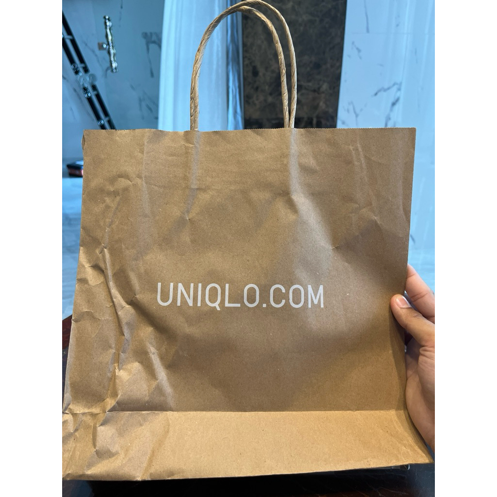 

Paper Bag Uniqlo
