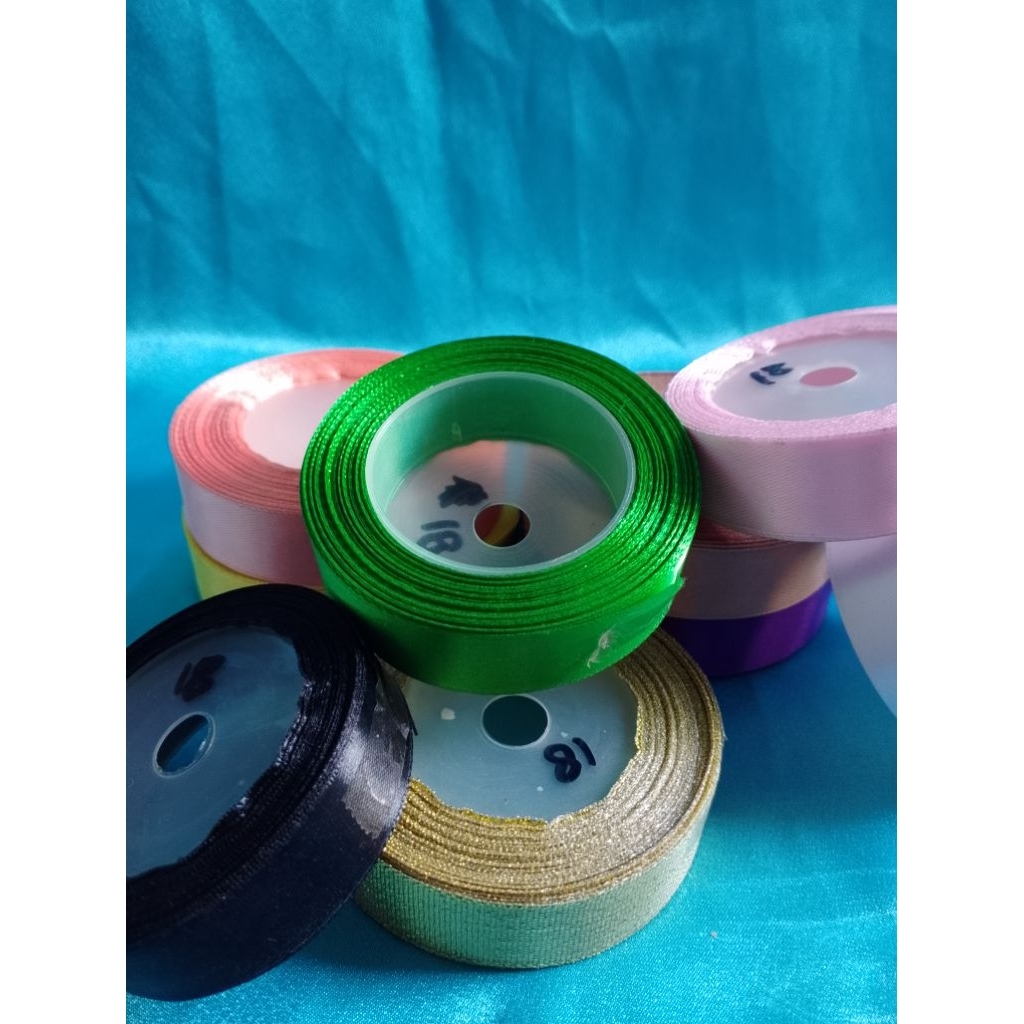 

Promo Cuci Gudang" Pita Satin 2cm Harga per Roll Pita