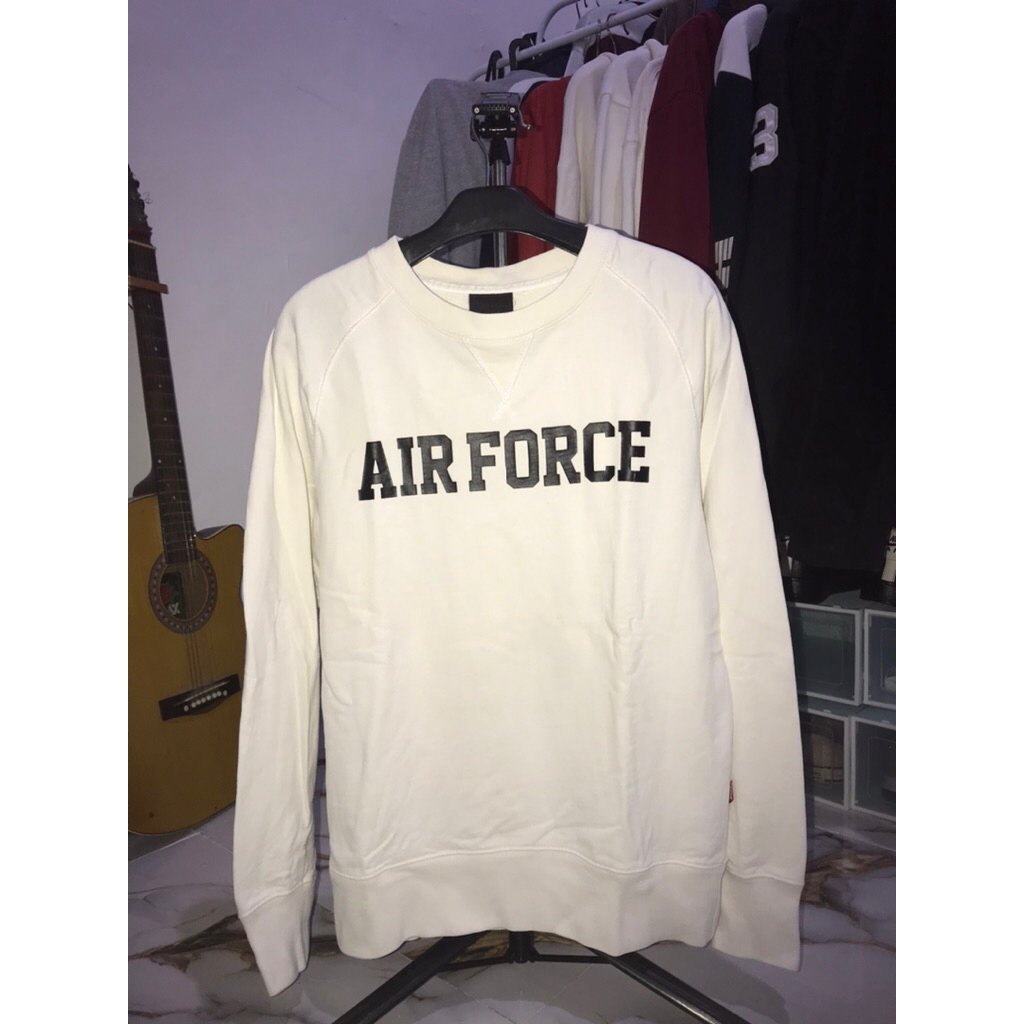 Crewneck feltics second