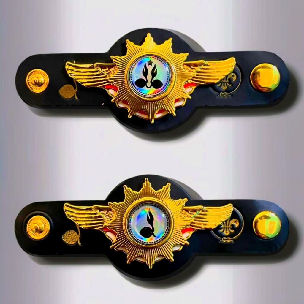 

Ring Kacu/Hasduk pramuka double logam bahan premium warna gold logo hologram elegan cocok dikenakan untuk perlengkapan pramuka