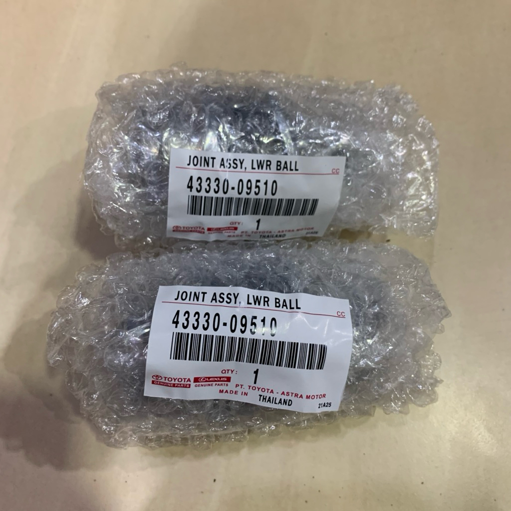 ball joint bawa lower Toyota Innova Hilux Fortuner 2004-2014 1pcs orginal