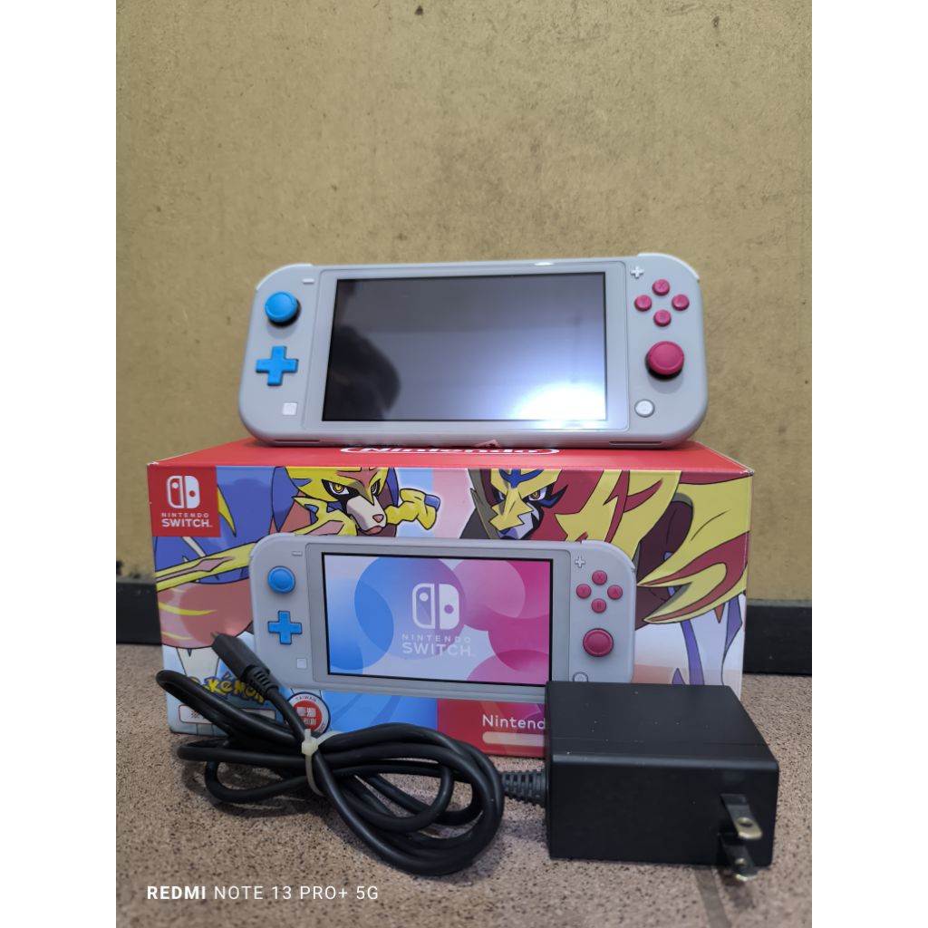 Nintendo Switch Lite OFW Pokemon edition 128Gb