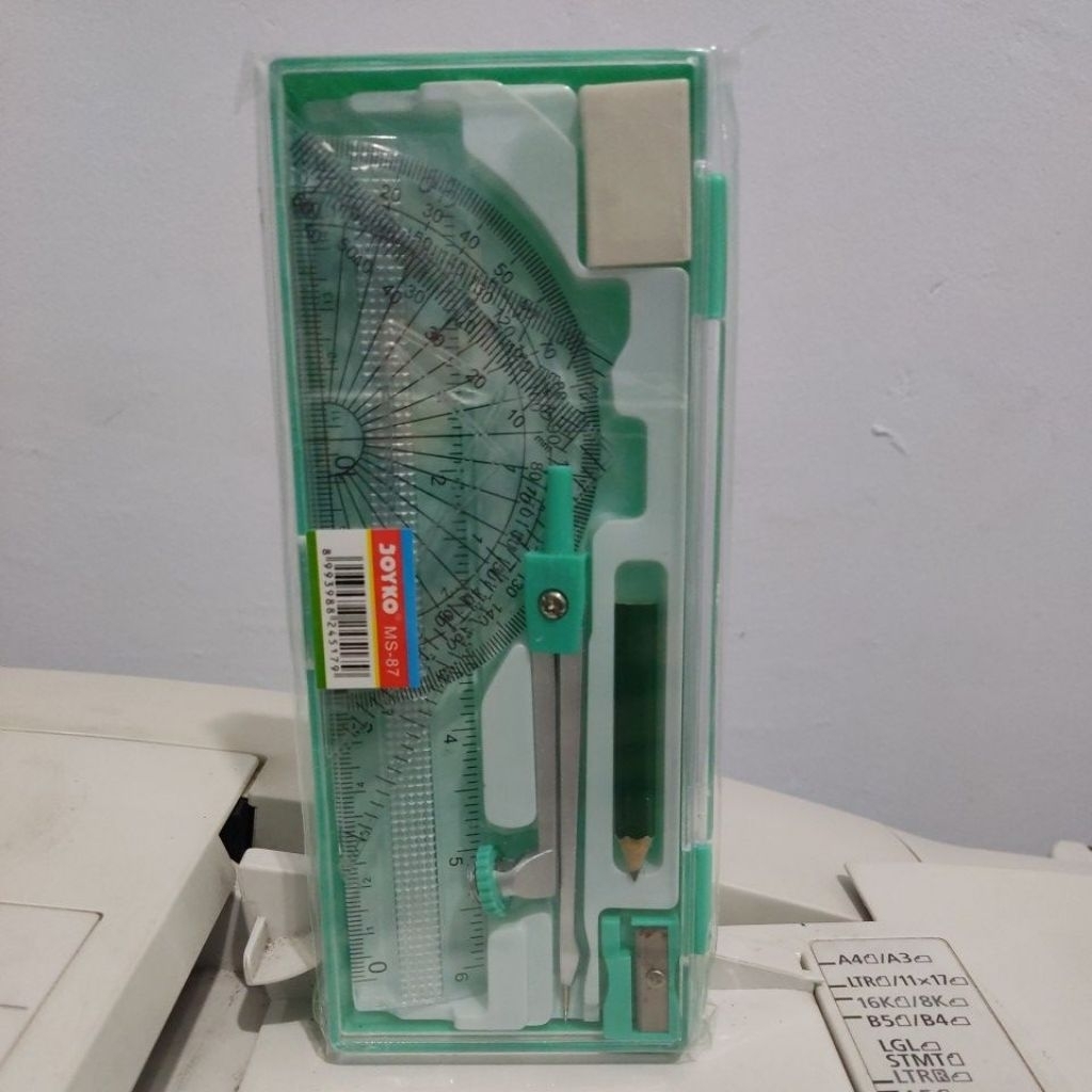 

Jangka Joyko MS 87 Fullset Penggaris / Math Set / Matematika