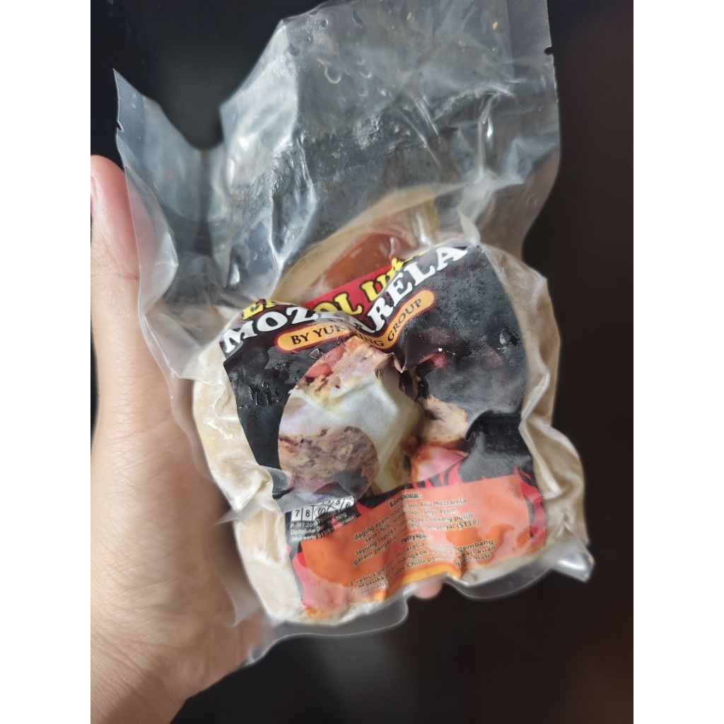 

FROZEN OSENG PENTOL BAKSO MOZZARELLA by Yukning