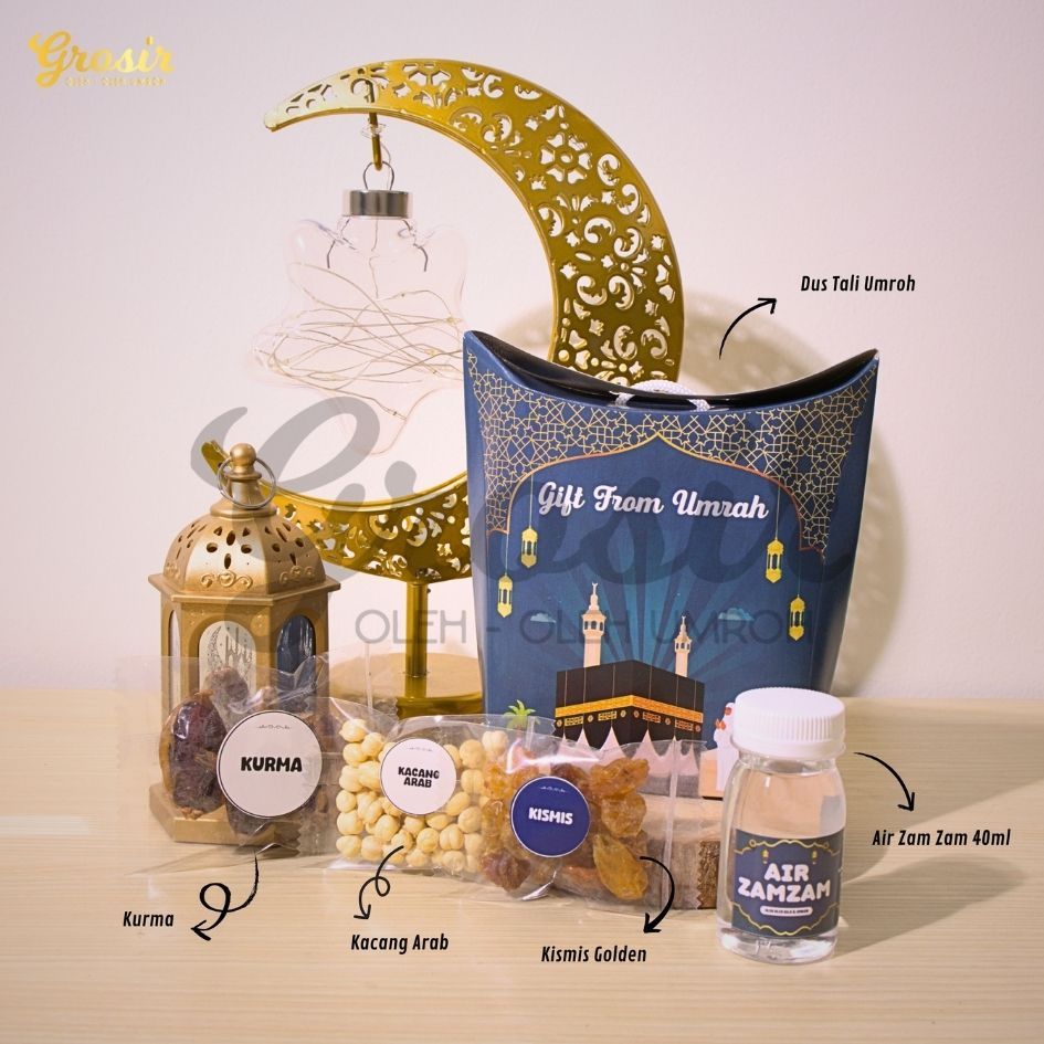 

Oleh-Oleh Haji dan Umroh Premium : Paket Hampers Istimewa Lengkap dengan Air Zamzam dan Kurma kismis kacang arab Murah