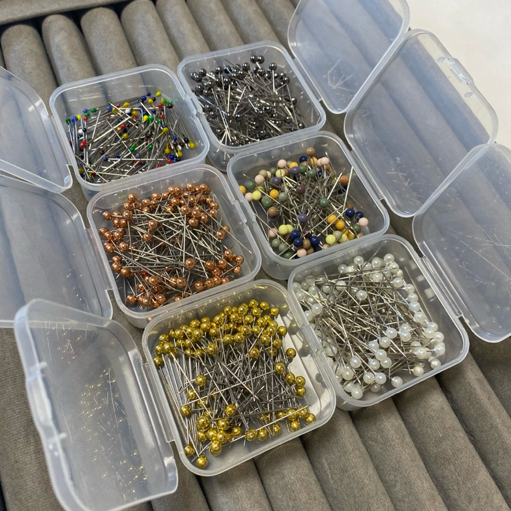 JARUM PENTUL HIJAB PREMIUM ANTI KARAT STAINLESS KEMASAN BOX PLASTIK